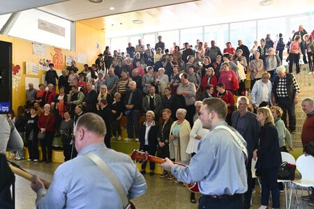 Ljudske pevke Cebelice 25 let delovanja (3)